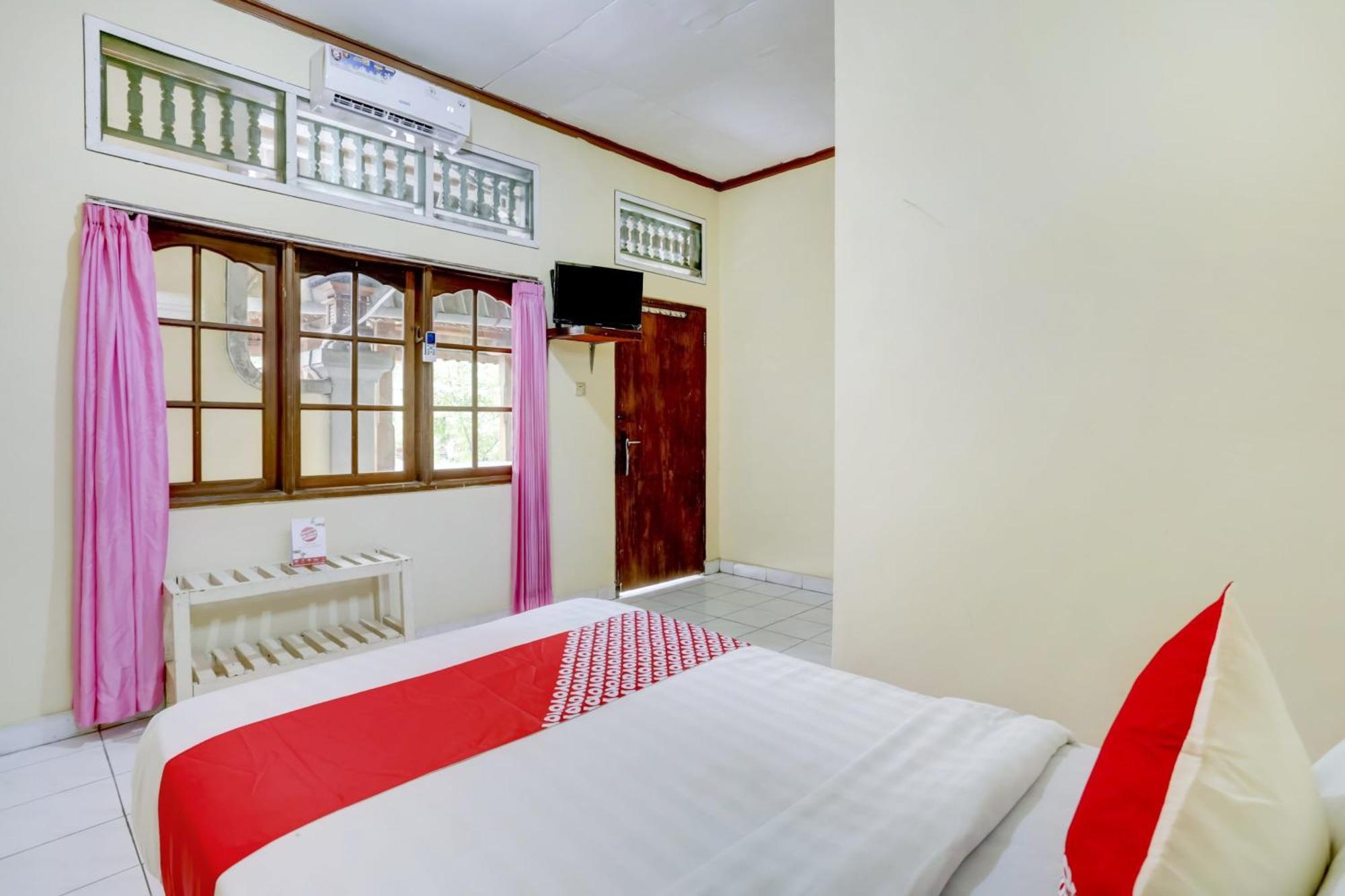 Super Oyo 3261 Hotel Ratu Denpasar  Exterior photo